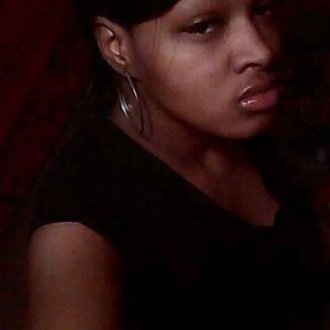 Meet your Posher, Cassandra